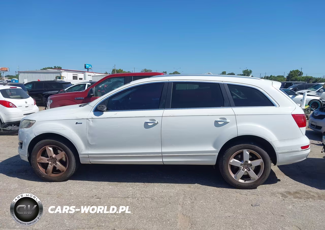 2014 Audi Q7 3.0T Premium VIN:WA1CGAFE8ED011887 - 14