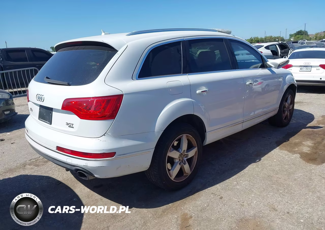 2014 Audi Q7 3.0T Premium VIN:WA1CGAFE8ED011887 - 4