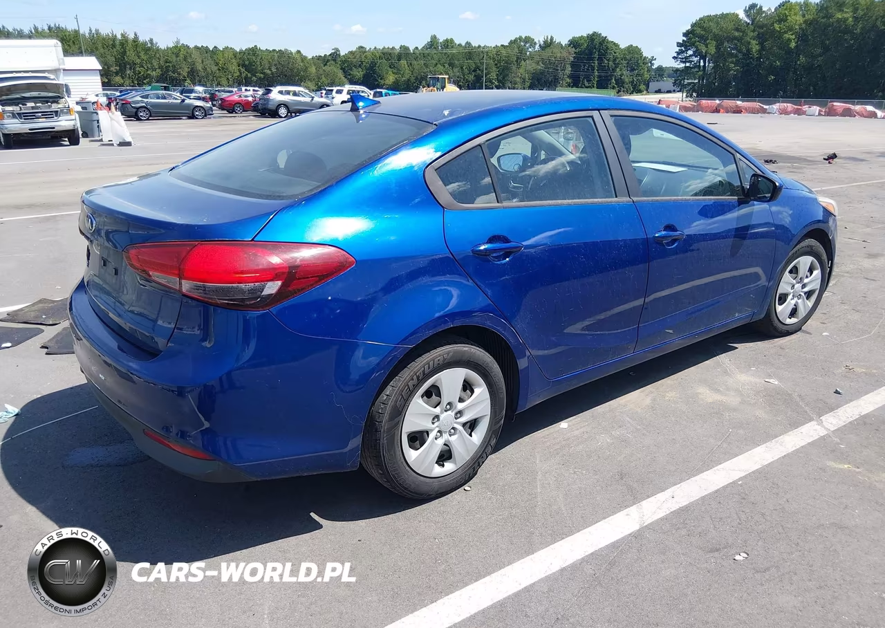 2017 Kia Forte Lx VIN:3KPFK4A76HE051478 - 4