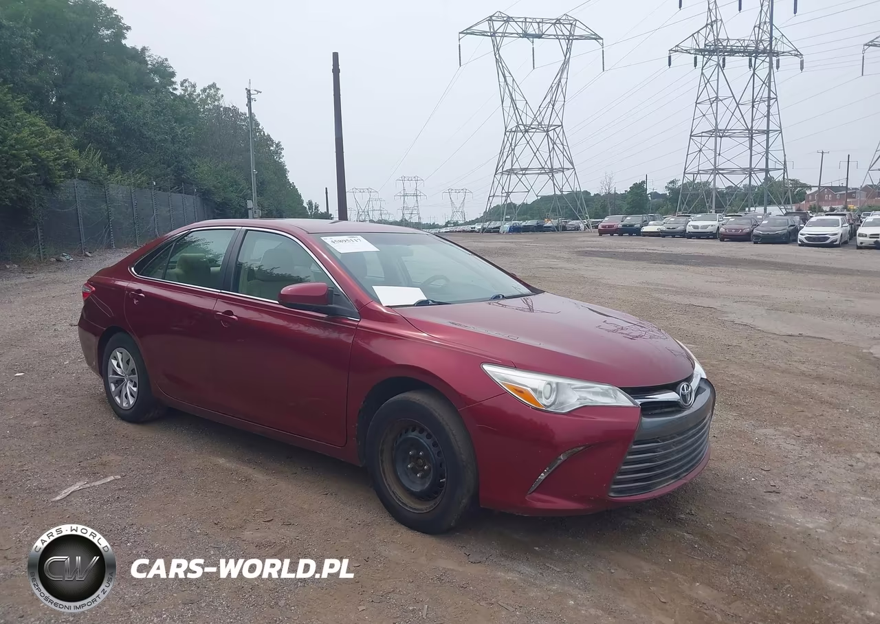 2017 Toyota Camry Le – zdjęcie 1 z 16