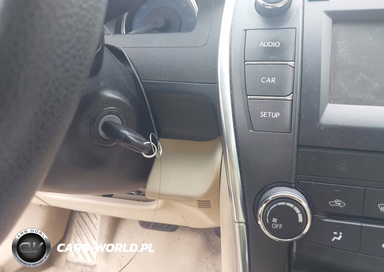 2017 Toyota Camry Le VIN:4T1BF1FK4HU736798 - 11