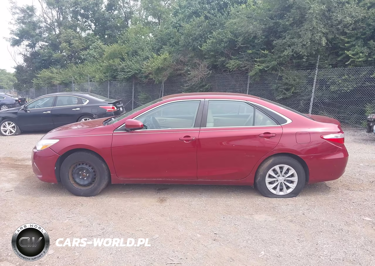 2017 Toyota Camry Le VIN:4T1BF1FK4HU736798 - 14