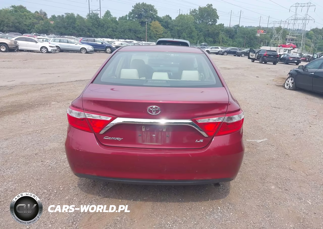 2017 Toyota Camry Le VIN:4T1BF1FK4HU736798 - 16
