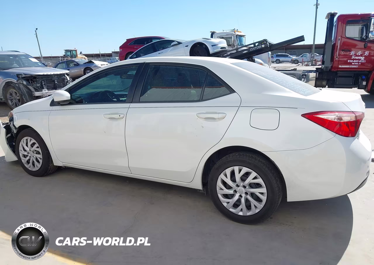 2019 Toyota Corolla Le VIN:5YFBURHE6KP924159 - 14