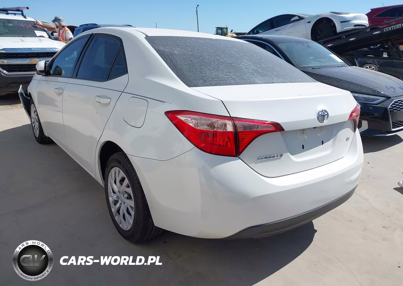 2019 Toyota Corolla Le VIN:5YFBURHE6KP924159 - 3