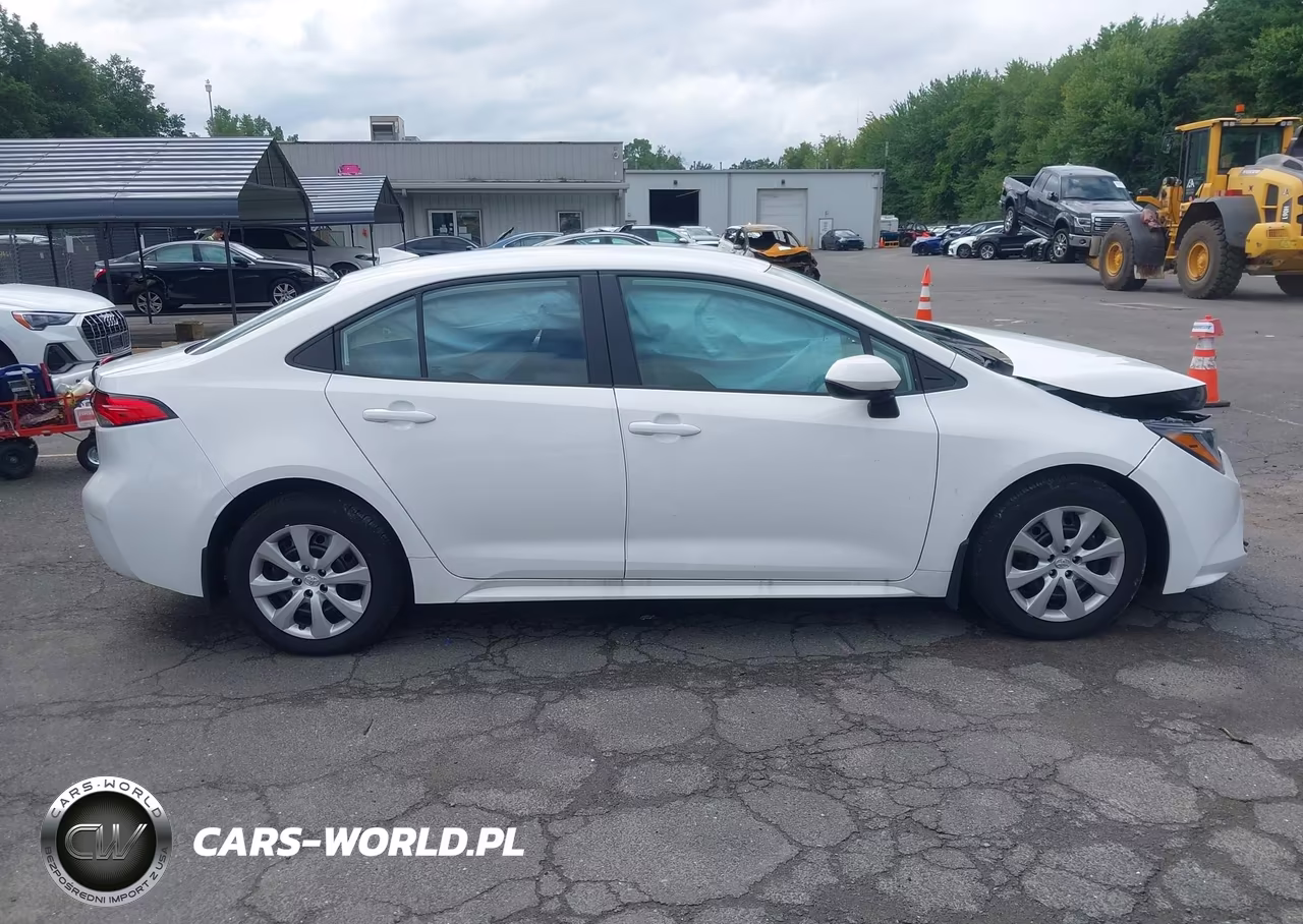 2025 Toyota Corolla Le VIN:5YFB4MDE3SP349608 - 13