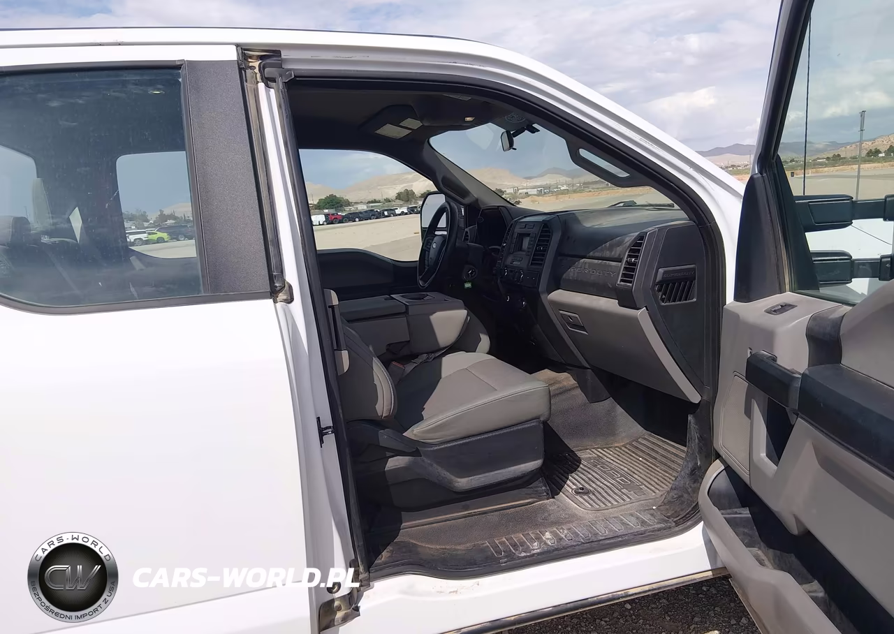 2018 Ford F-250 Xl VIN:1FT7X2B64JEC69954 - 5