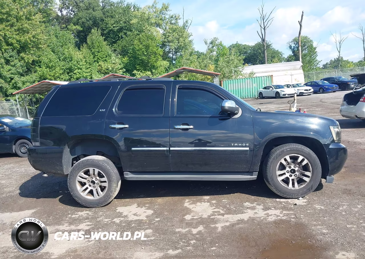 2013 Chevrolet Tahoe Ltz VIN:1GNSKCE0XDR259827 - 14