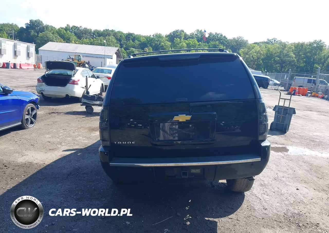 2013 Chevrolet Tahoe Ltz VIN:1GNSKCE0XDR259827 - 17