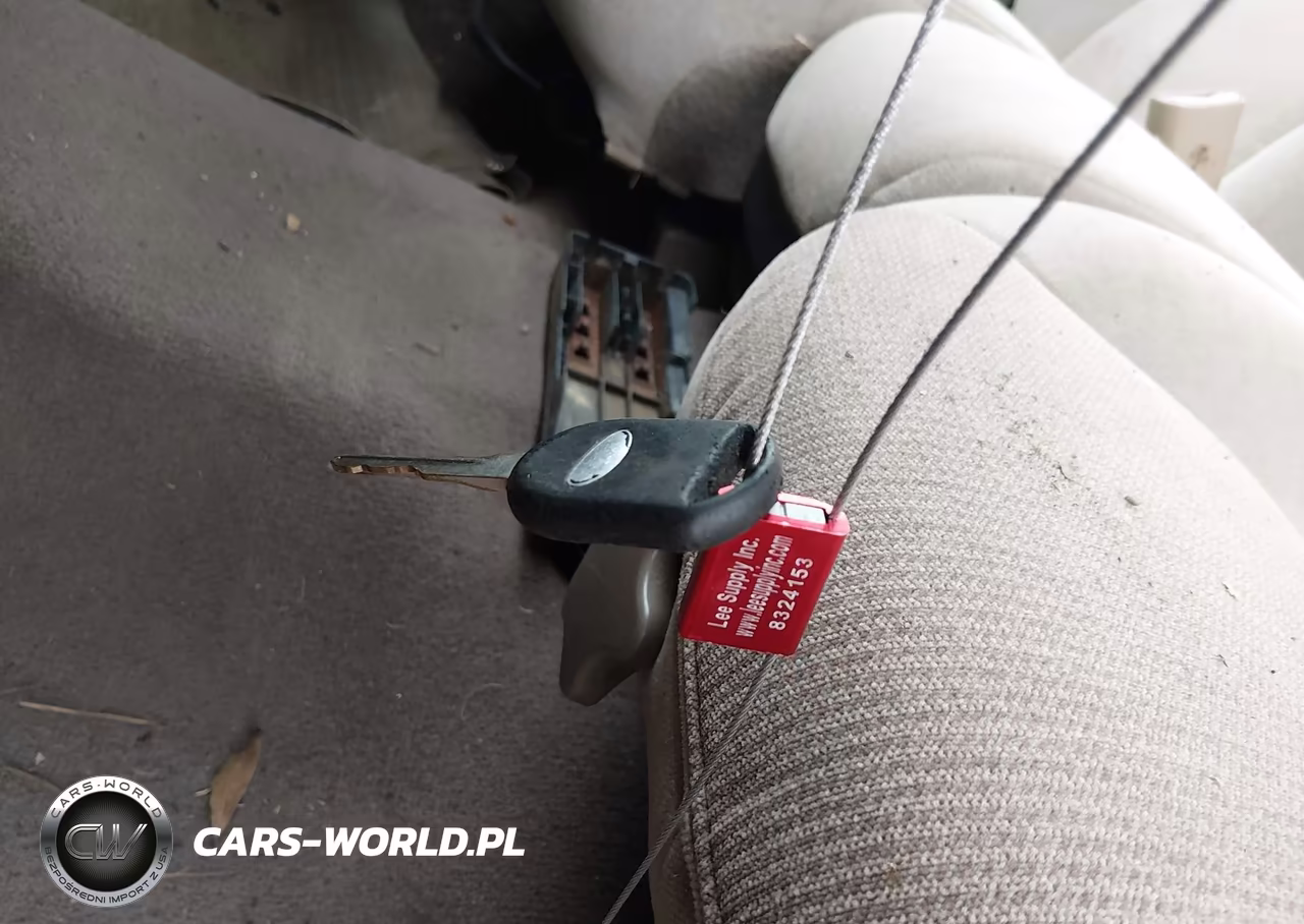 2000 Ford Taurus Ses VIN:1FAFP55U4YA250657 - 11