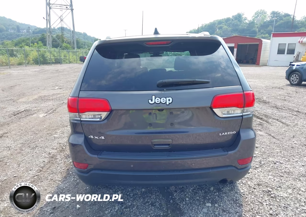 2018 Jeep Grand Cherokee Laredo E 4X4 VIN:1C4RJFAG3JC297686 - 16