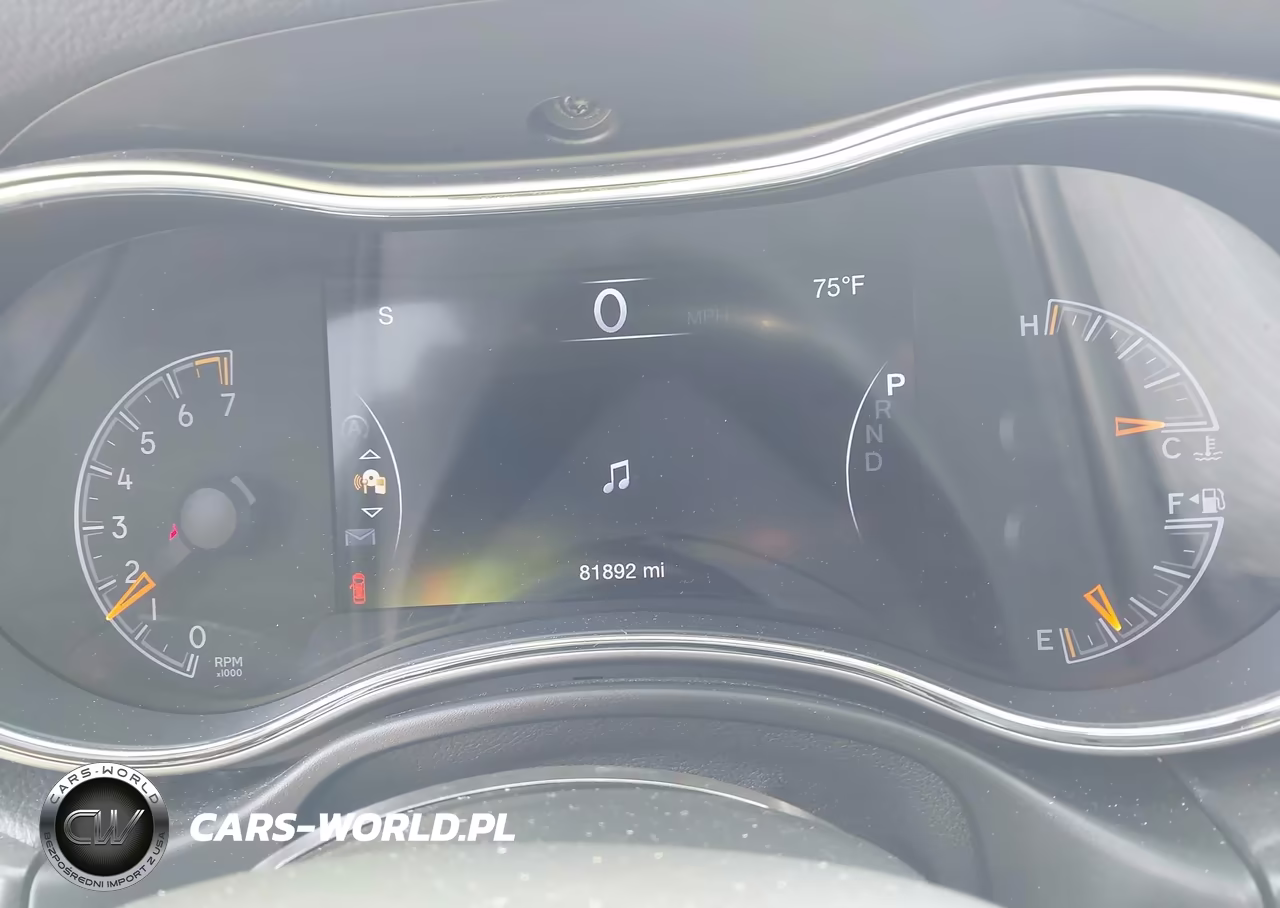 2018 Jeep Grand Cherokee Laredo E 4X4 VIN:1C4RJFAG3JC297686 - 7