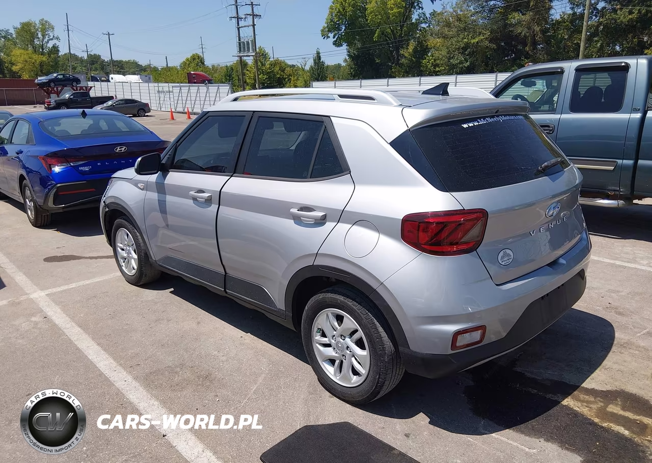 2020 Hyundai Venue Sel VIN:KMHRC8A36LU044762 - 3