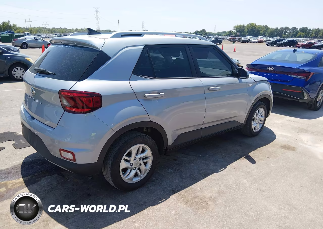 2020 Hyundai Venue Sel VIN:KMHRC8A36LU044762 - 4