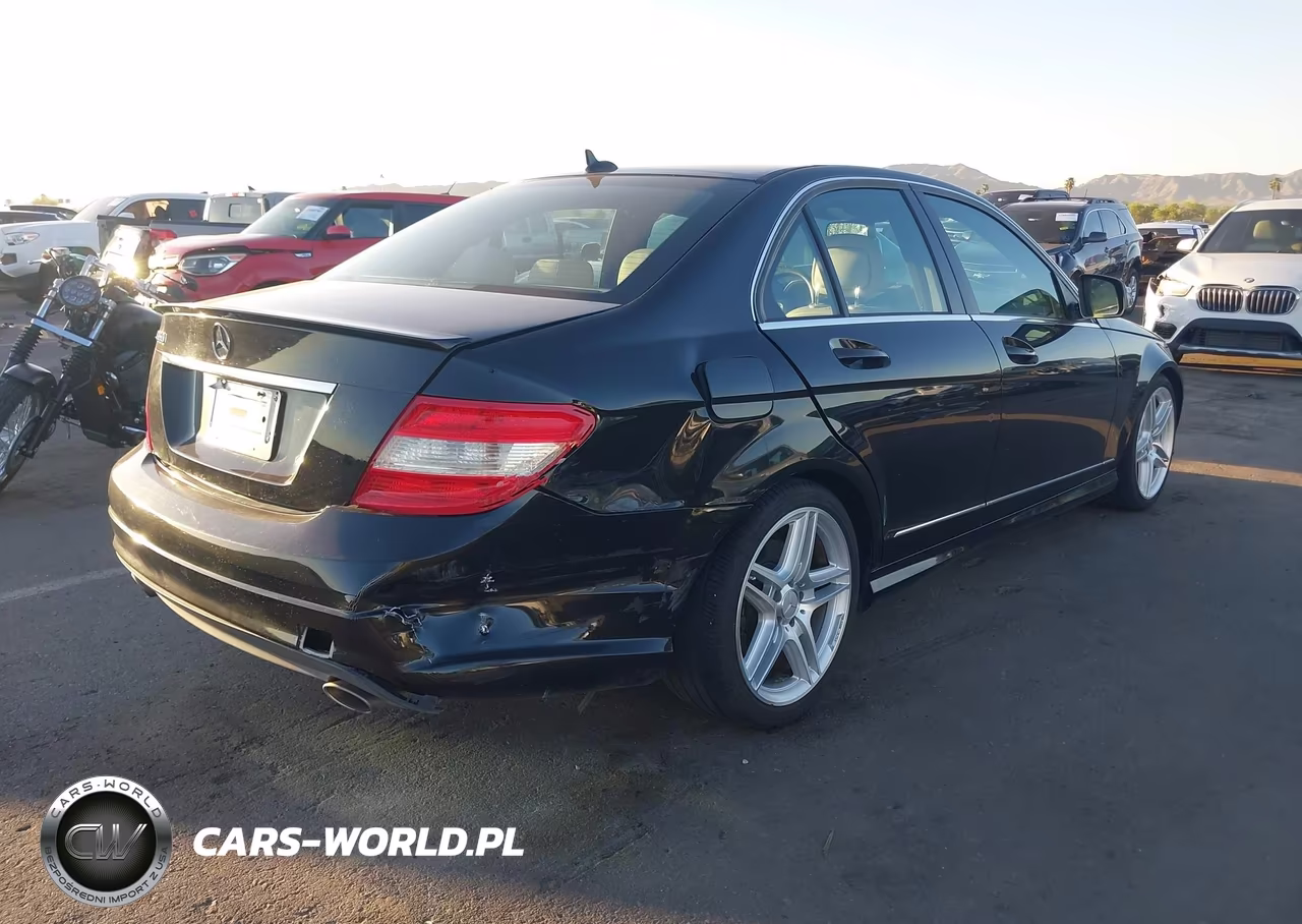 2008 Mercedes-Benz C 350 Sport VIN:WDDGF56XX8F104895 - 4