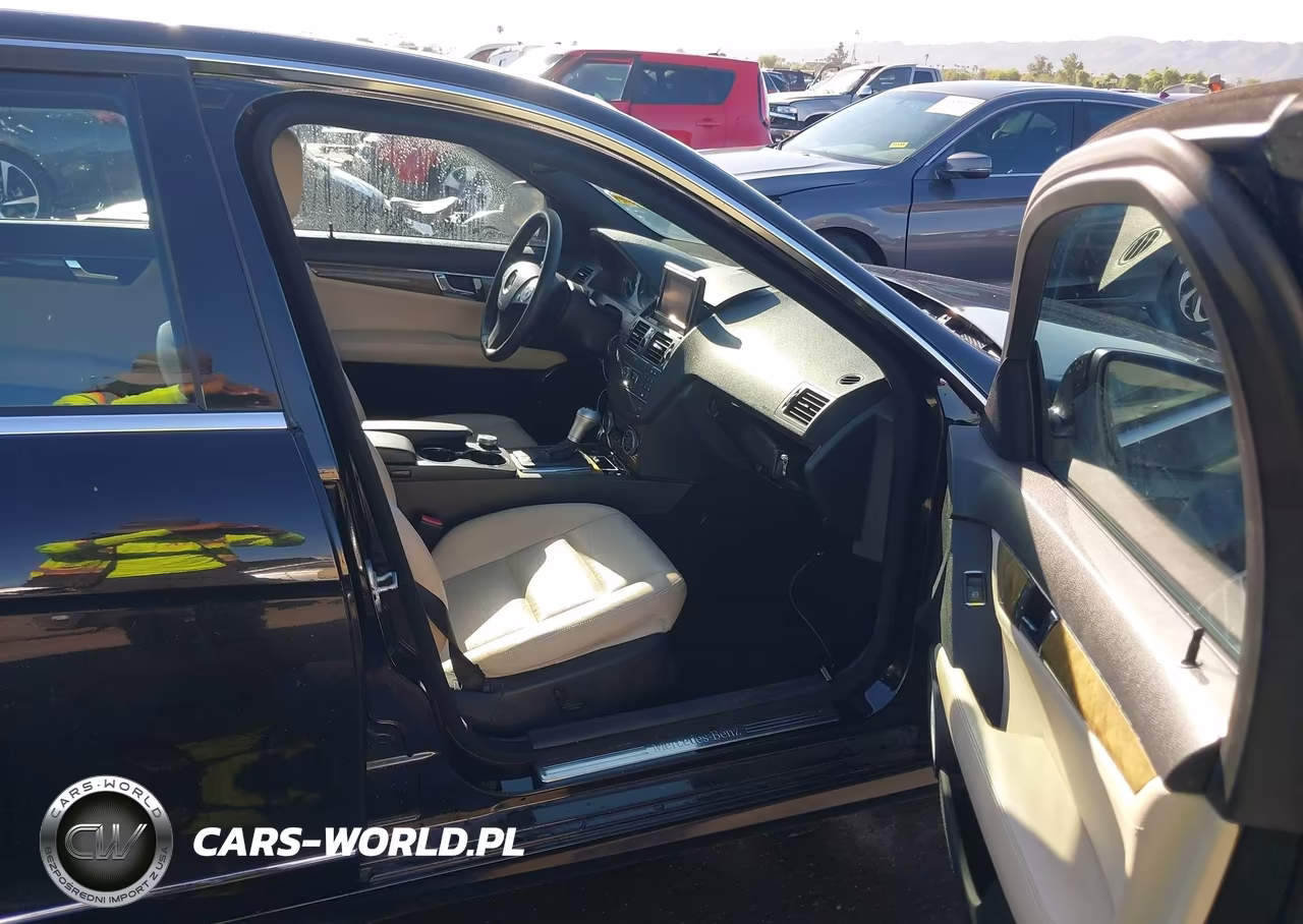 2008 Mercedes-Benz C 350 Sport VIN:WDDGF56XX8F104895 - 5