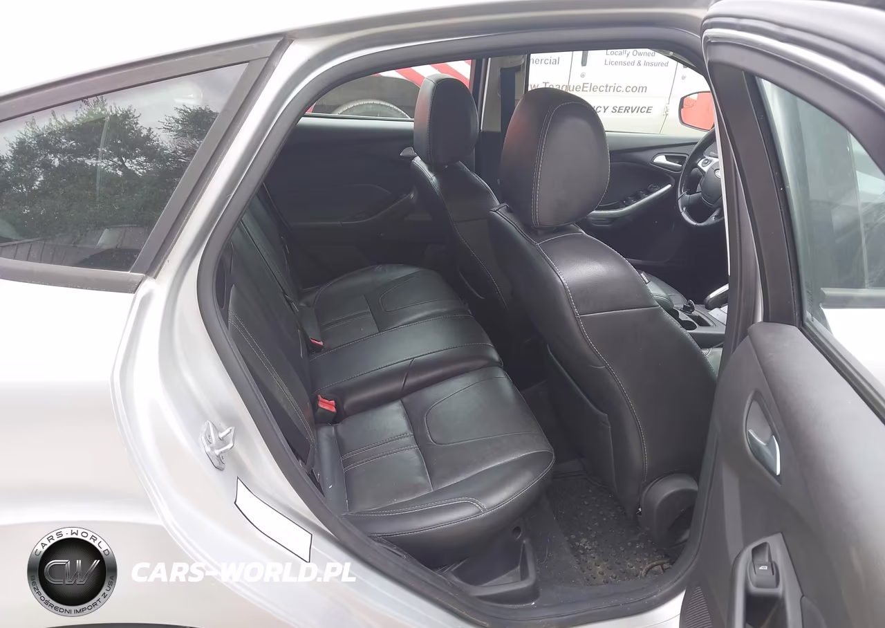 2014 Ford Focus Se VIN:1FADP3K24EL151299 - 8
