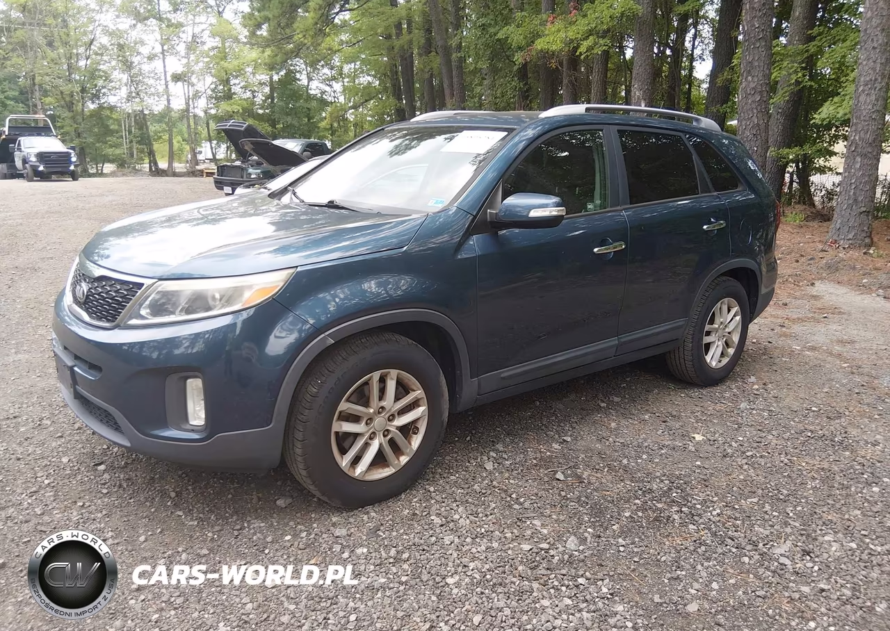 2014 Kia Sorento Lx VIN:5XYKT3A63EG517668 - 2