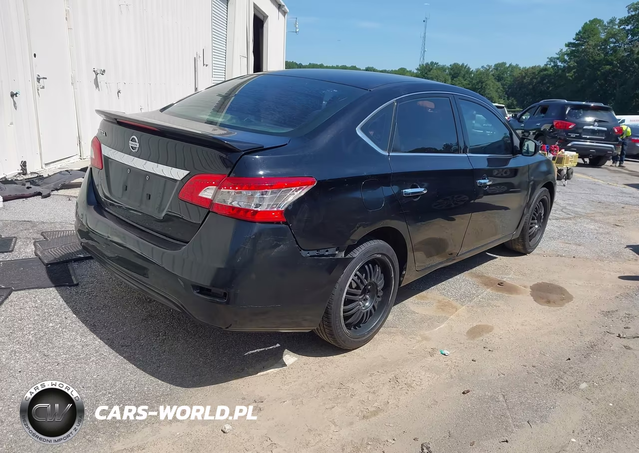 2015 Nissan Sentra S VIN:3N1AB7AP5FY242870 - 4
