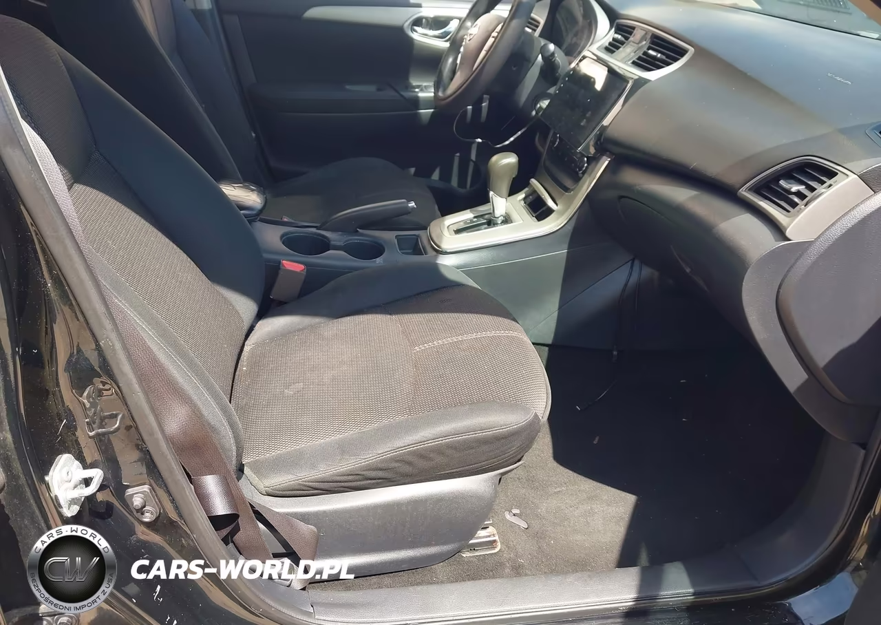 2015 Nissan Sentra S VIN:3N1AB7AP5FY242870 - 5