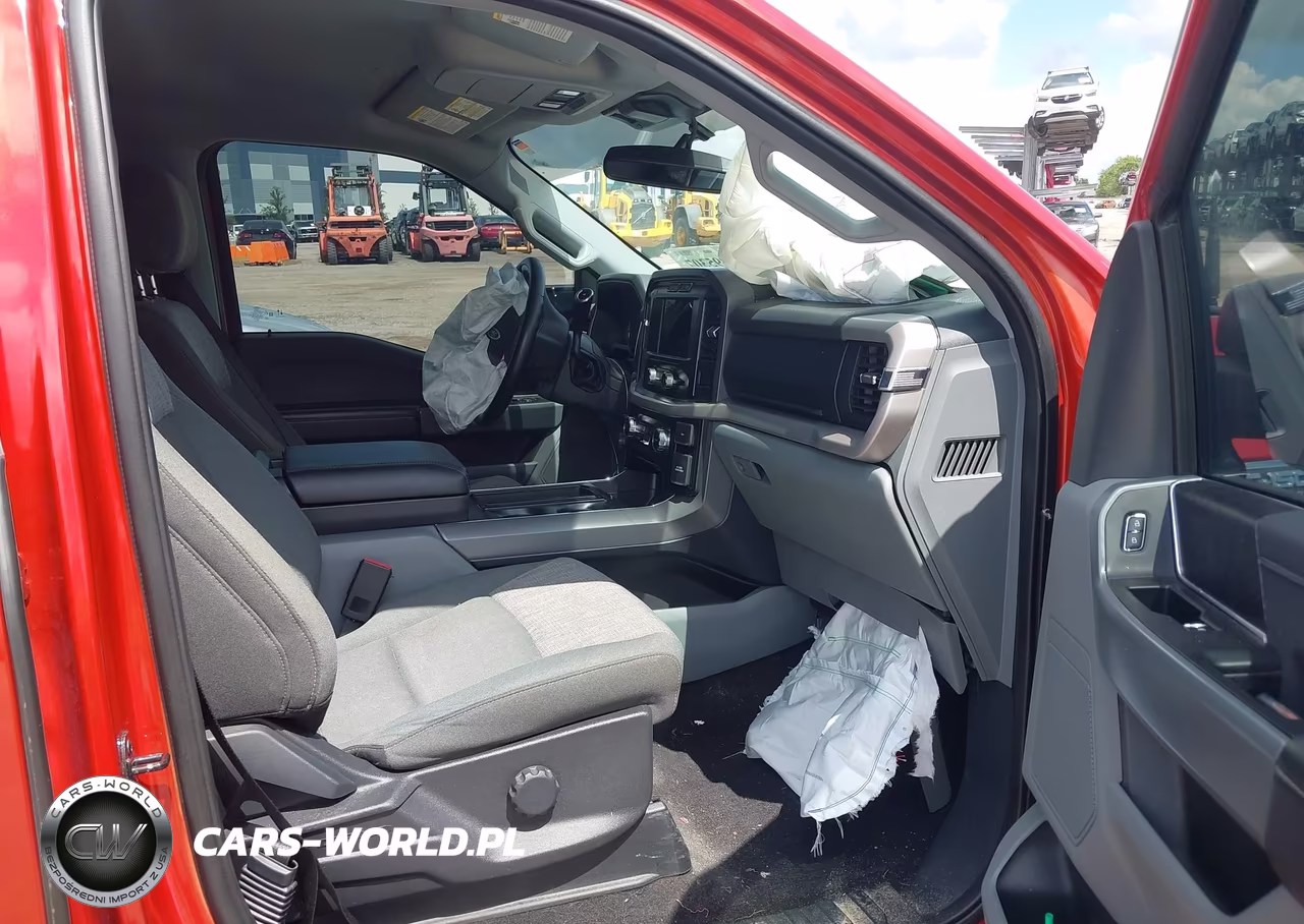 2023 Ford F-150 Xlt VIN:1FTEW1CP0PKF92579 - 5