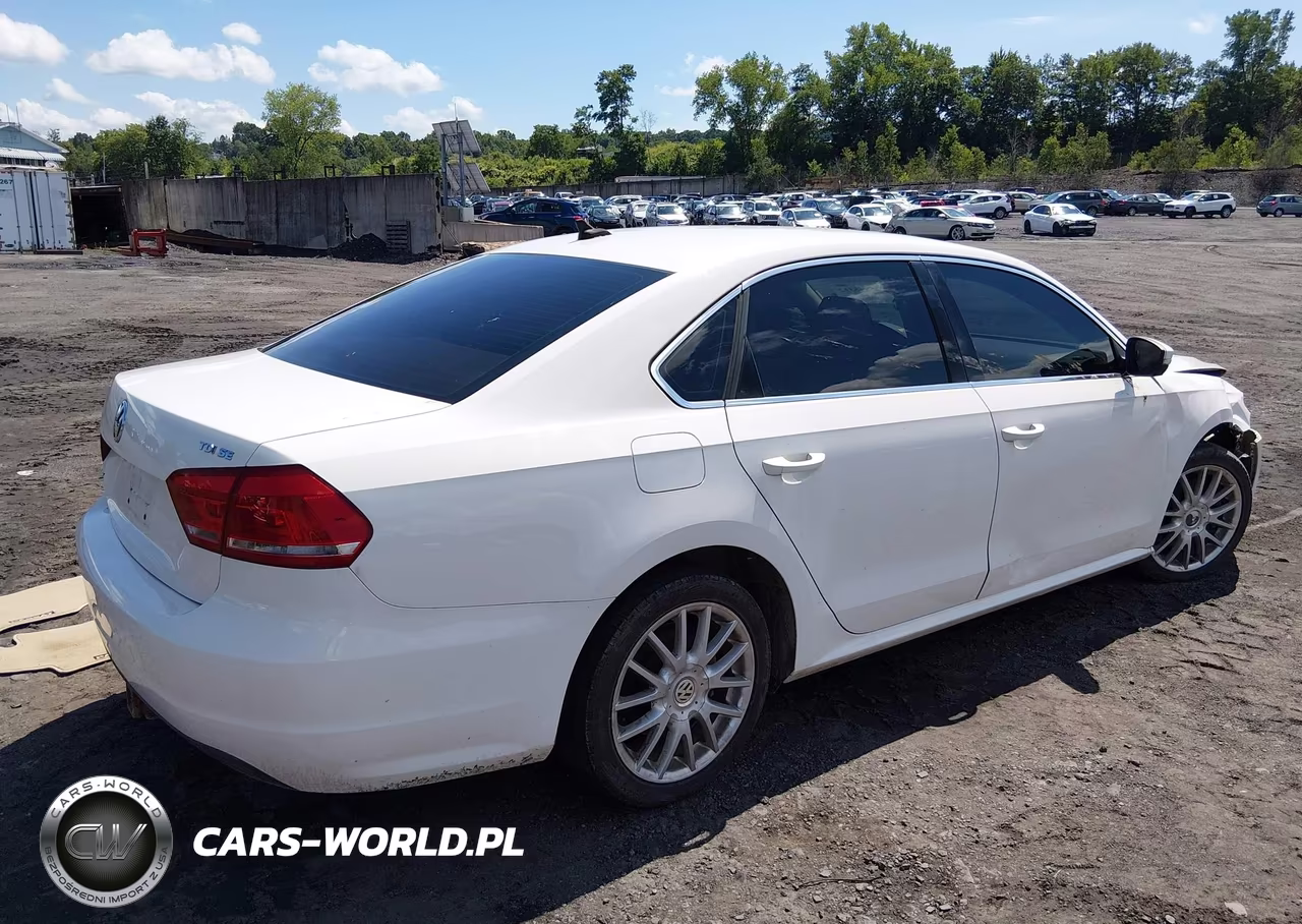 2014 Volkswagen Passat 2.0L Tdi Se VIN:1VWBN7A39EC115310 - 4