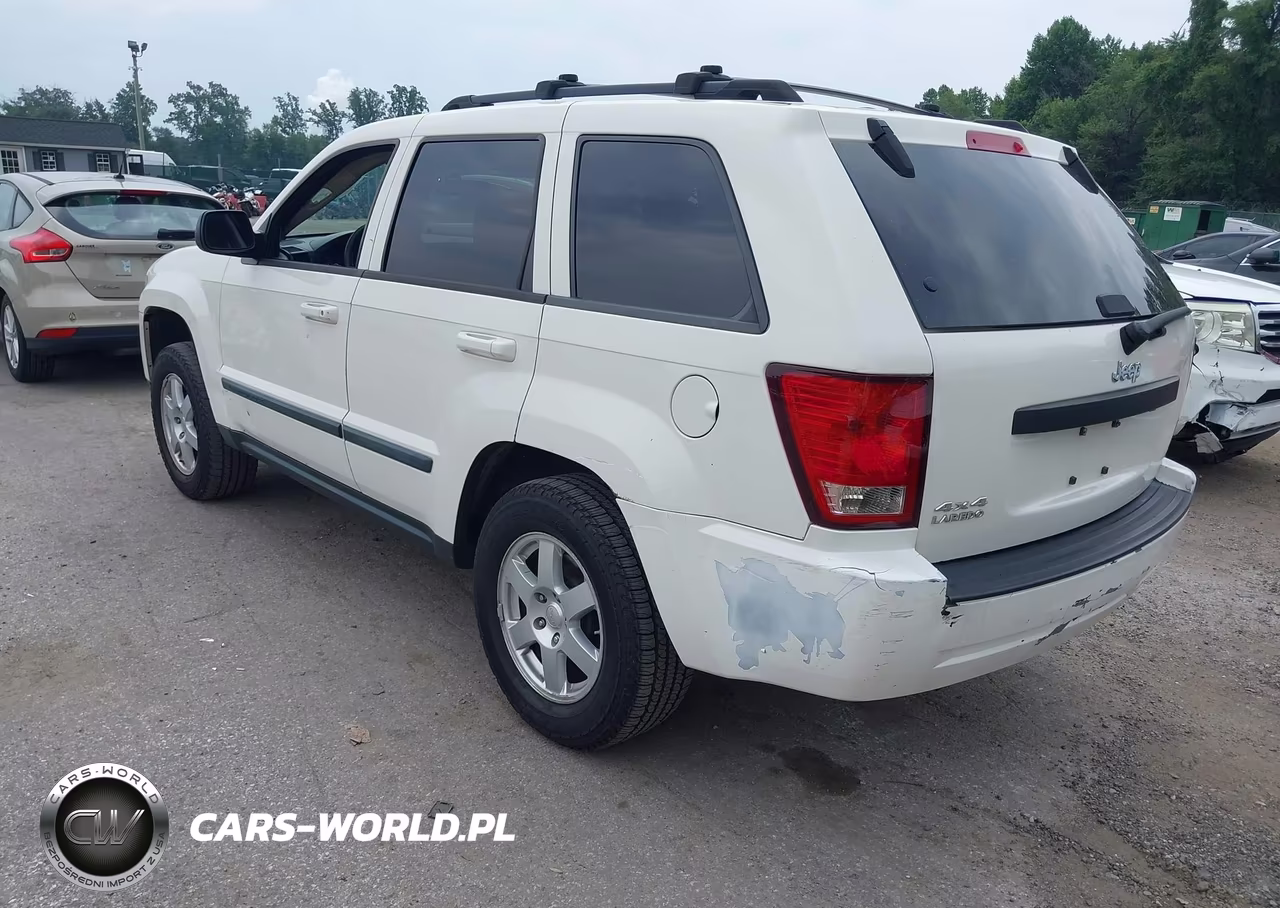 2009 Jeep Grand Cherokee Laredo VIN:1J8GR48K79C526700 - 3