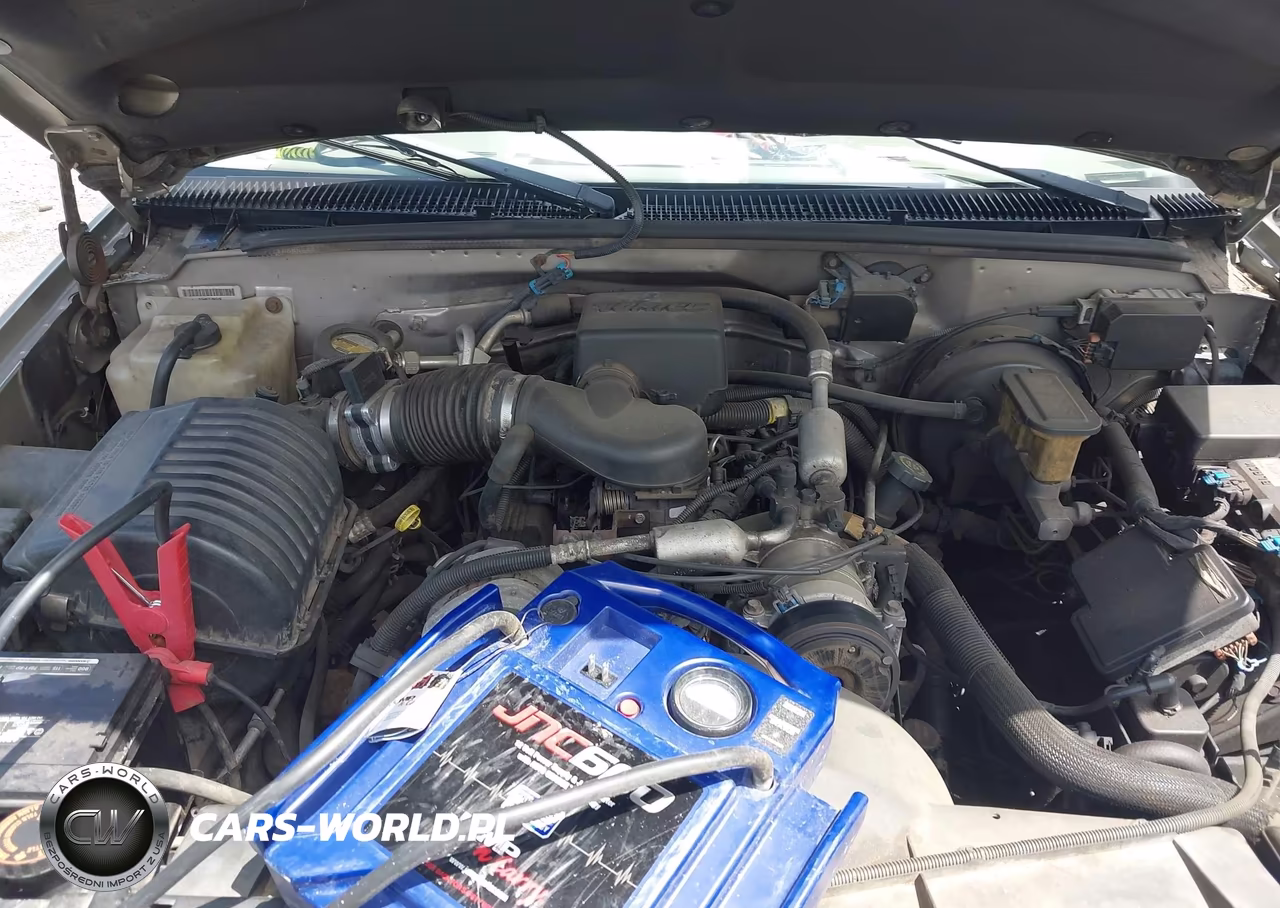 1998 Chevrolet Suburban 1500 VIN:1GNFK16R3WJ325834 - 10