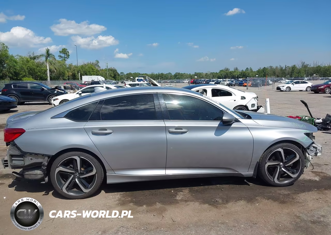 2018 Honda Accord Sport VIN:1HGCV1F33JA192212 - 14