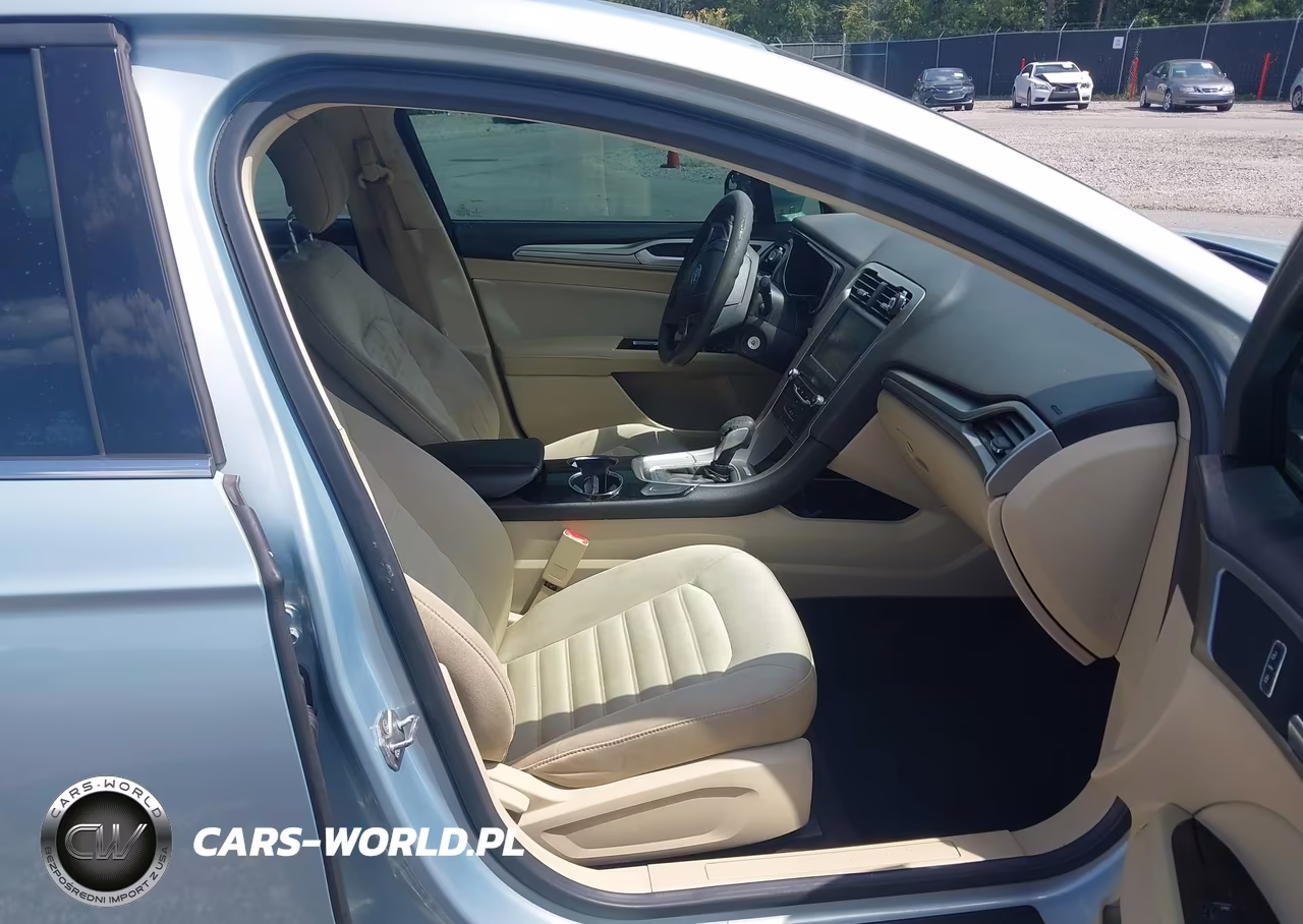 2014 Ford Fusion Hybrid Se VIN:3FA6P0LU0ER265941 - 5