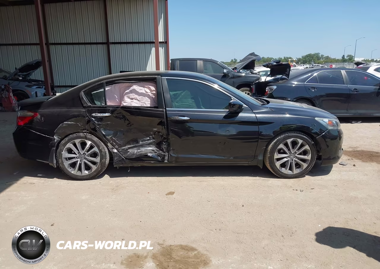 2015 Honda Accord Sport VIN:1HGCR2F50FA135887 - 13