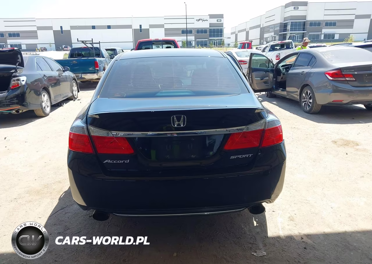2015 Honda Accord Sport VIN:1HGCR2F50FA135887 - 16