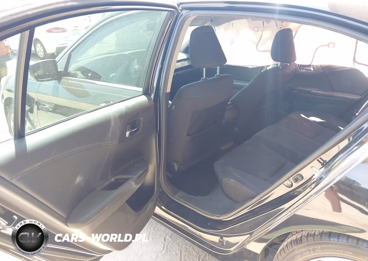 2015 Honda Accord Sport VIN:1HGCR2F50FA135887 - 8