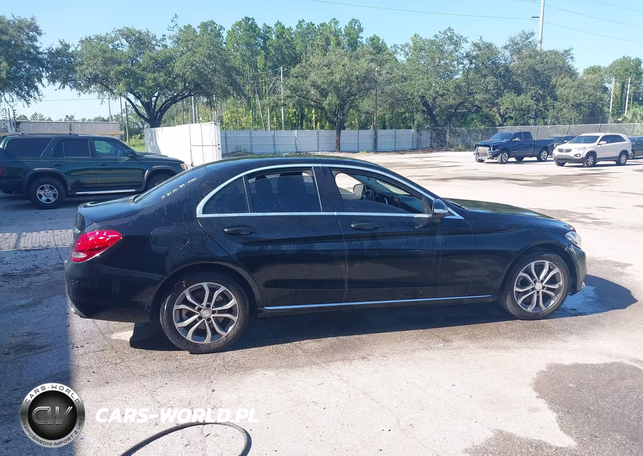 2015 Mercedes-Benz C 300 VIN:55SWF4JB7FU045185 - 13