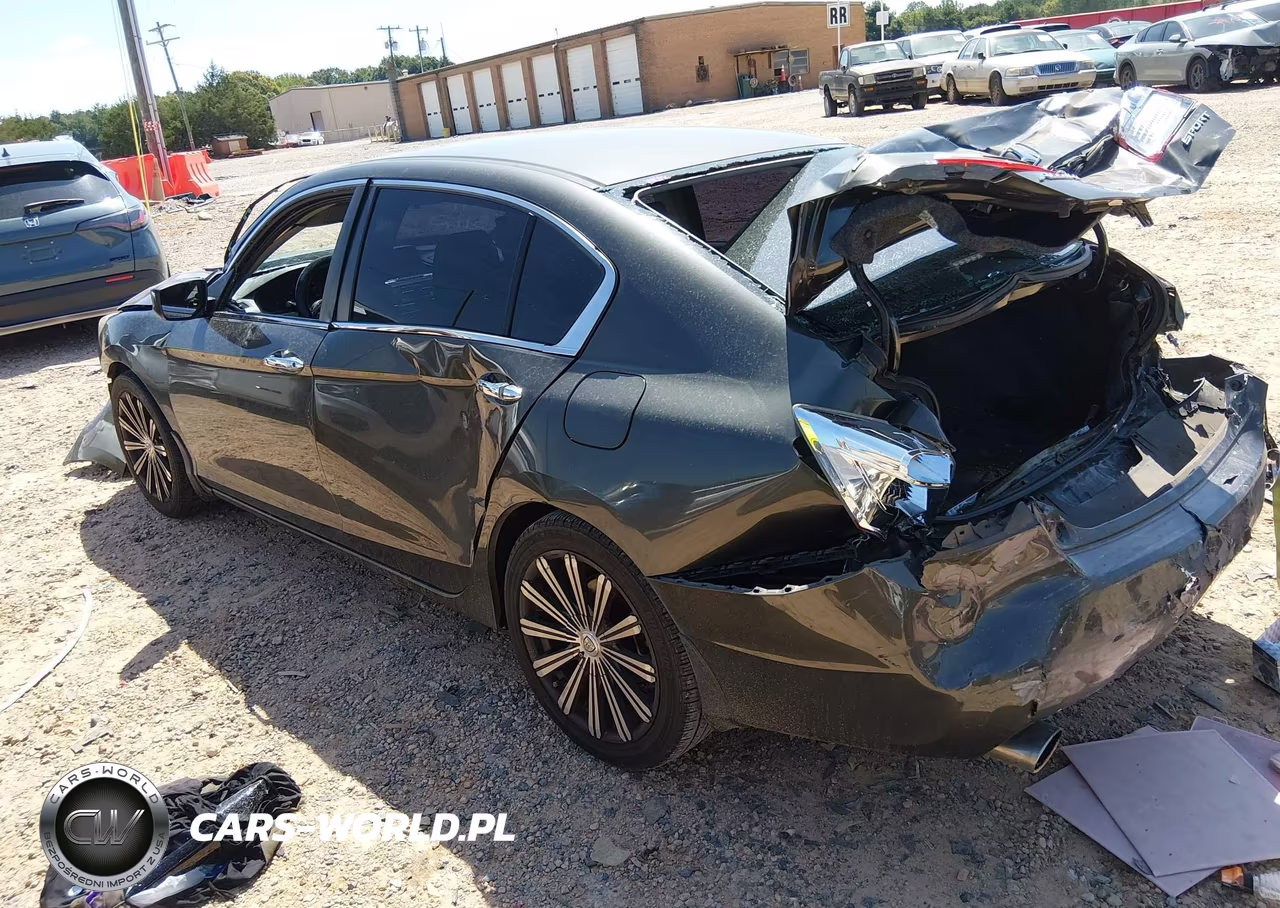 2013 Honda Accord Sport VIN:1HGCR2F57DA237667 - 3
