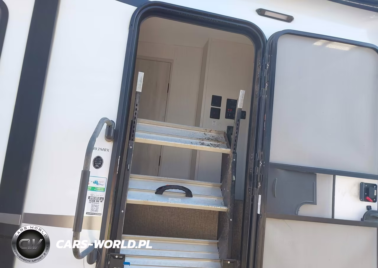 2023 Wildcat Travel Trailer VIN:4X4TWCF25PT019538 - 5
