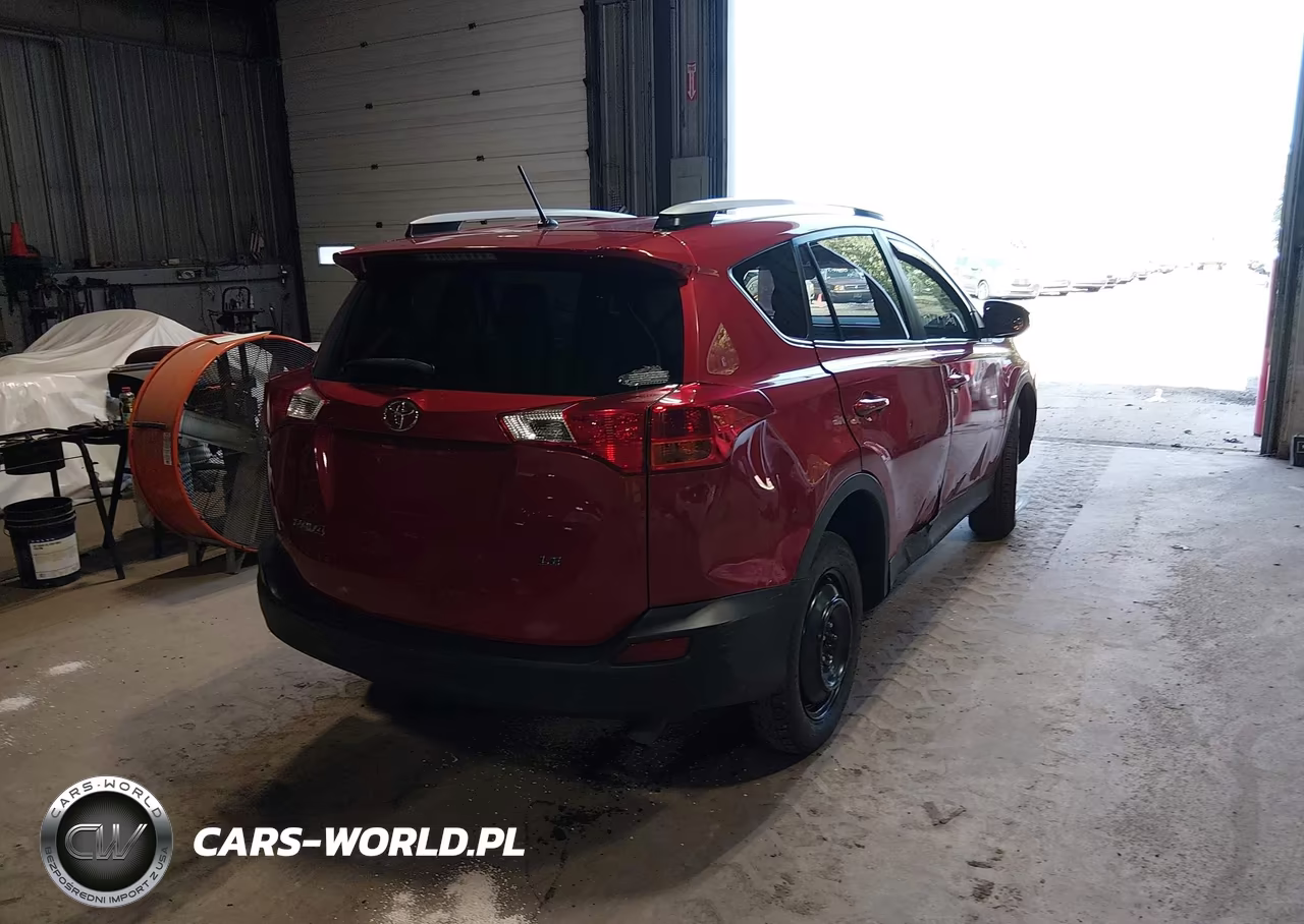 2015 Toyota Rav4 Le VIN:JTMZFREV5FJ025736 - 4