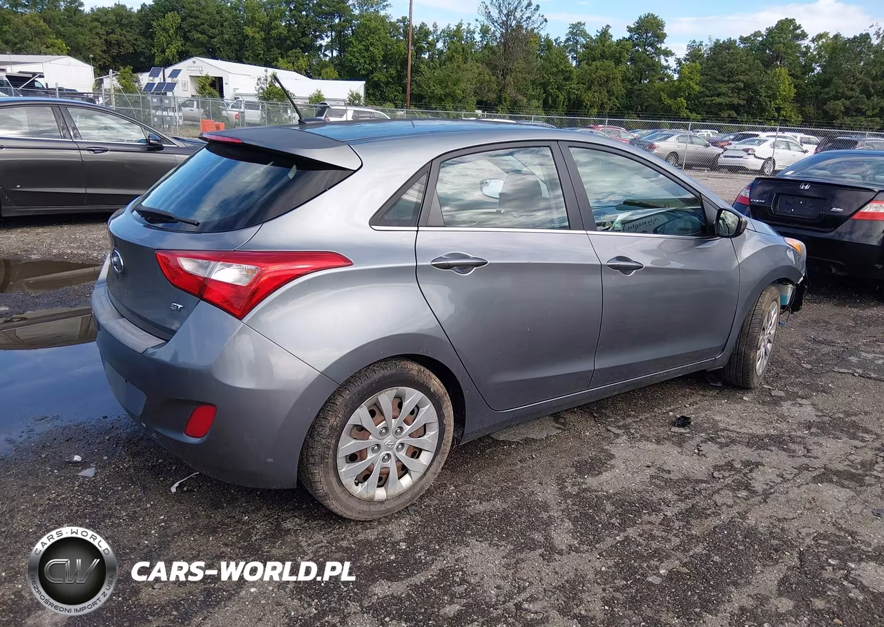 2016 Hyundai Elantra Gt VIN:KMHD35LH2GU321348 - 4