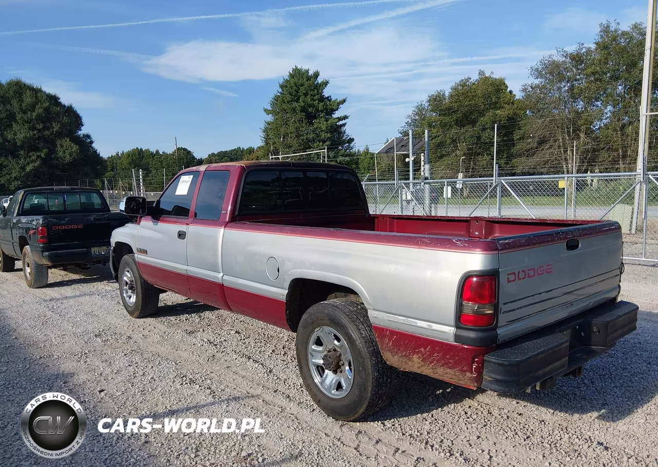 1996 Dodge Ram 2500 VIN:1B7KC23C6TJ168287 - 3
