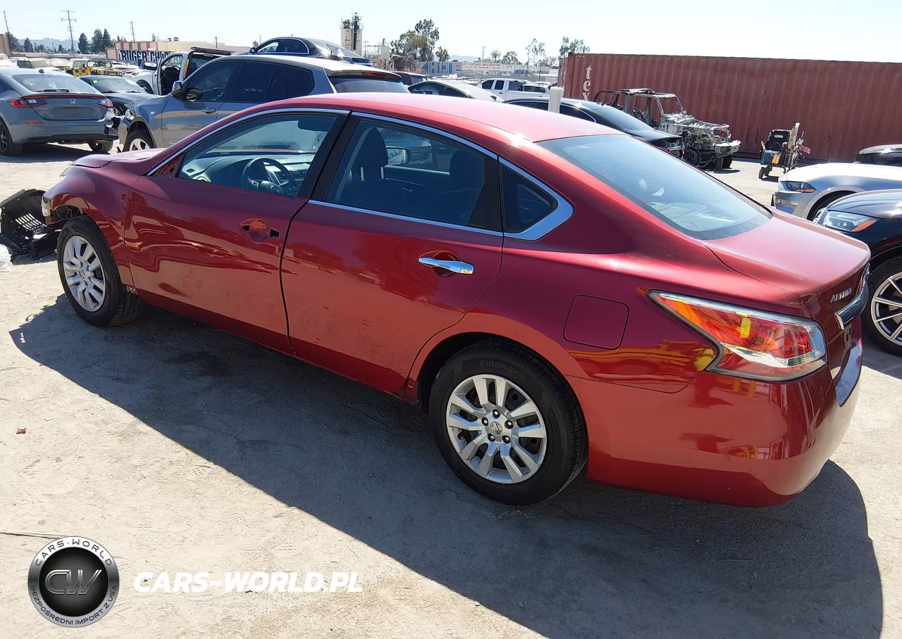 2015 Nissan Altima 2.5 S VIN:1N4AL3AP1FC569364 - 3