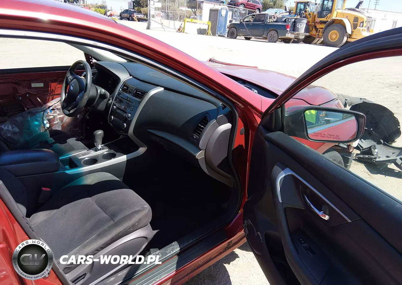 2015 Nissan Altima 2.5 S VIN:1N4AL3AP1FC569364 - 5