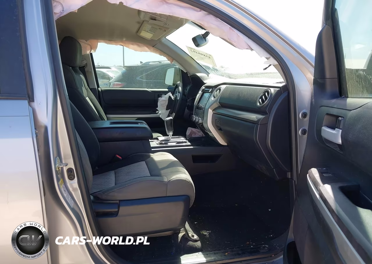 2017 Toyota Tundra Sr5 5.7L V8 VIN:5TFDW5F1XHX646727 - 5