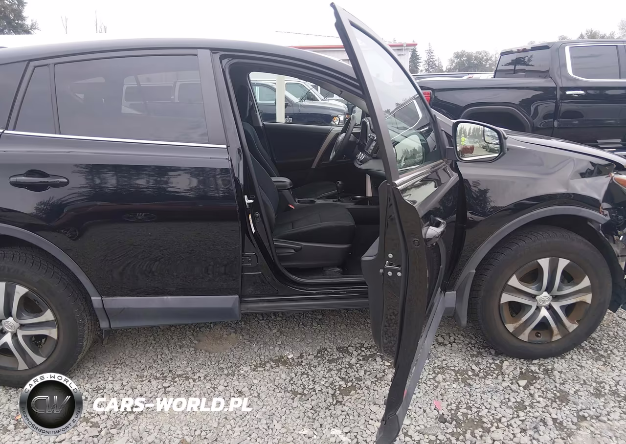 2018 Toyota Rav4 Le VIN:2T3ZFREV2JW480909 - 5