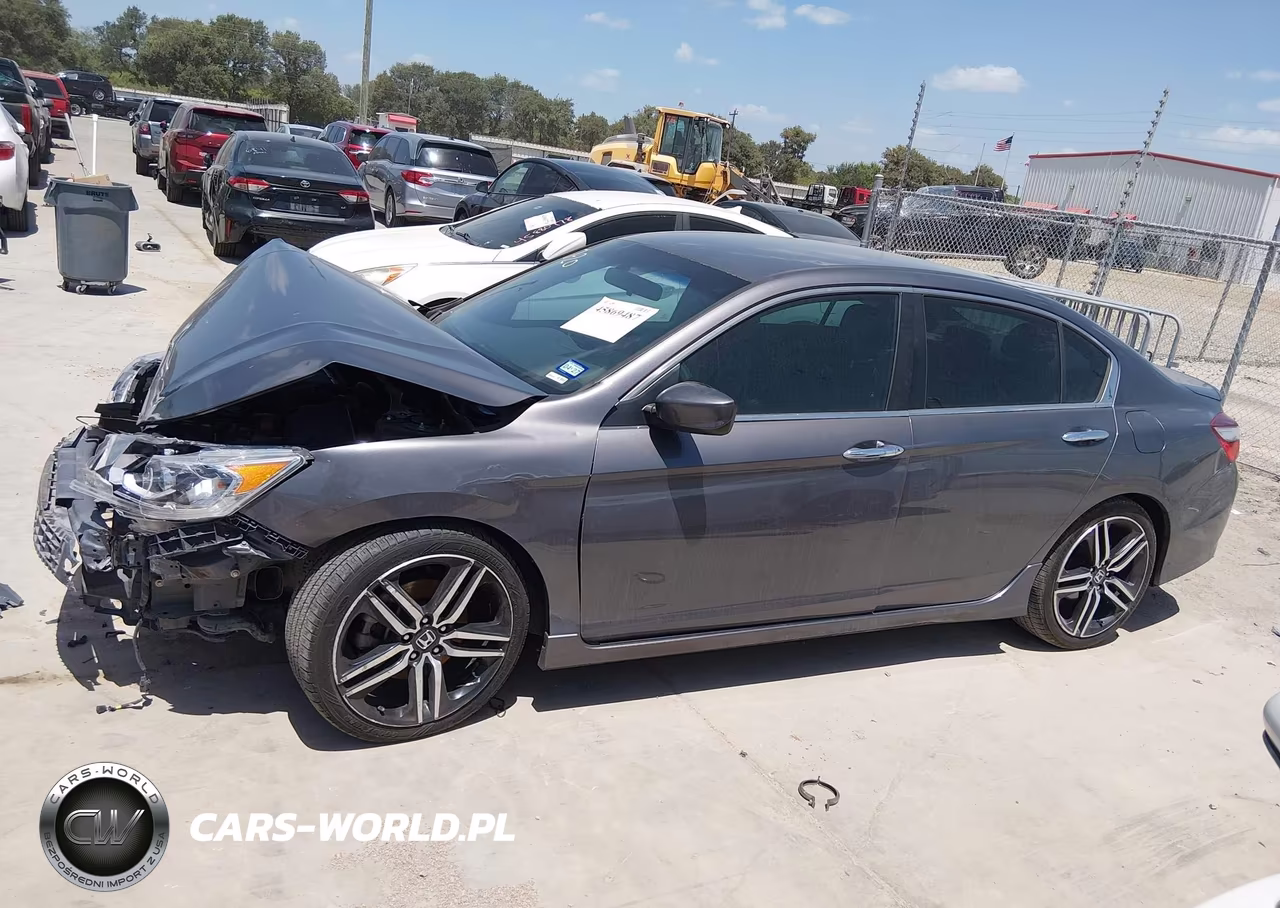 2017 Honda Accord Sport VIN:1HGCR2F58HA053604 - 13