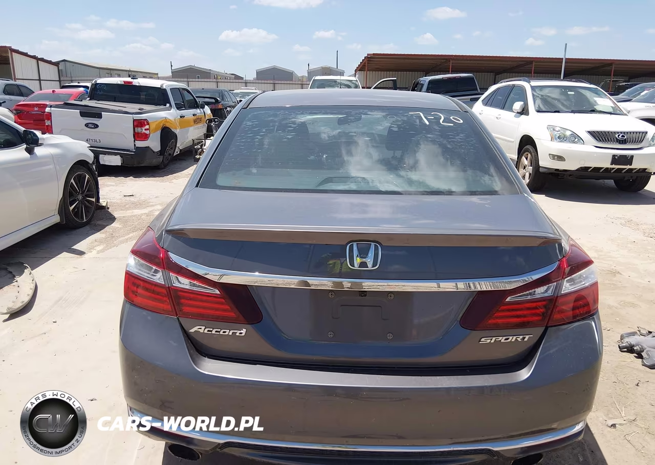 2017 Honda Accord Sport VIN:1HGCR2F58HA053604 - 15