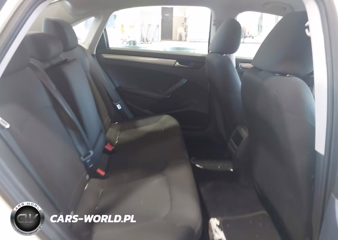 2015 Volkswagen Passat 1.8T S VIN:1VWAT7A36FC038883 - 8