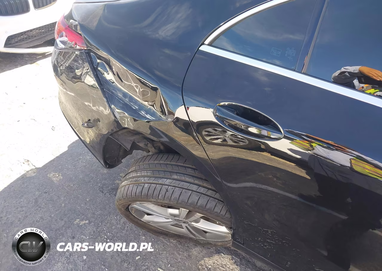 2020 Mercedes-Benz Cla 250 VIN:WDD5J4GBXLN061886 - 17