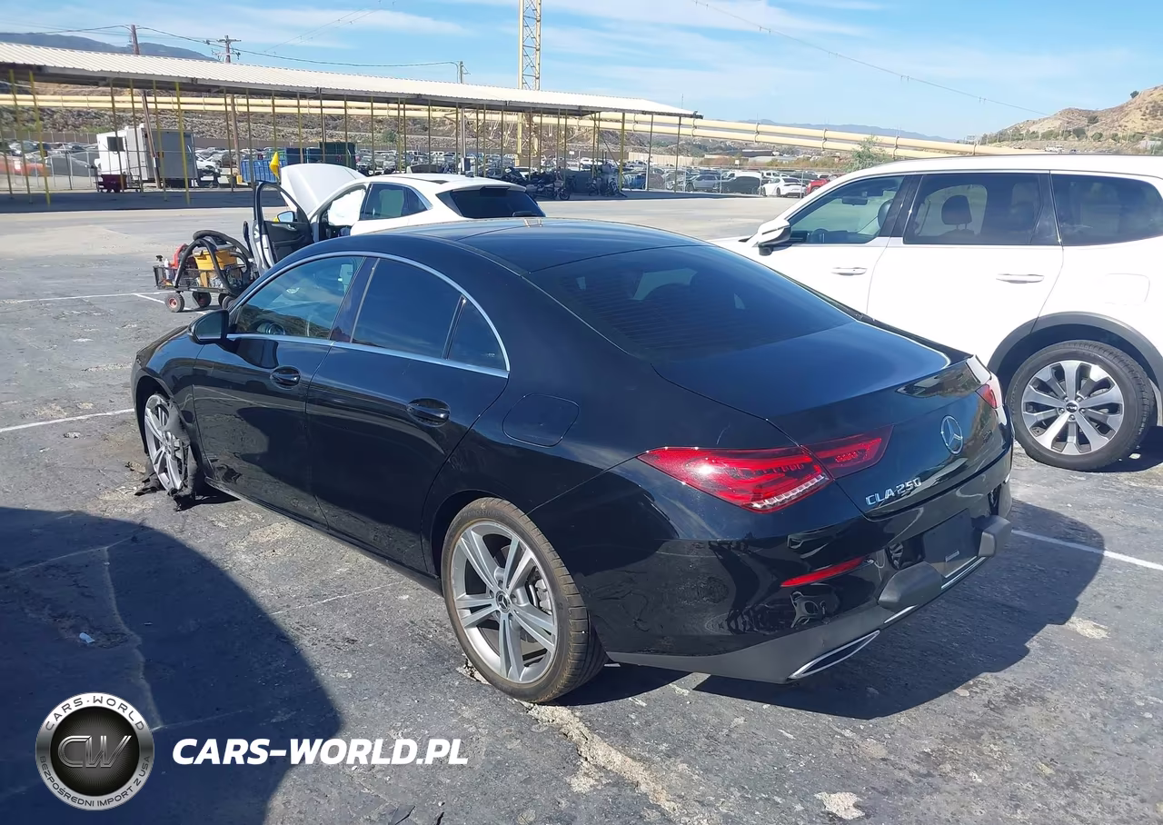 2020 Mercedes-Benz Cla 250 VIN:WDD5J4GBXLN061886 - 3