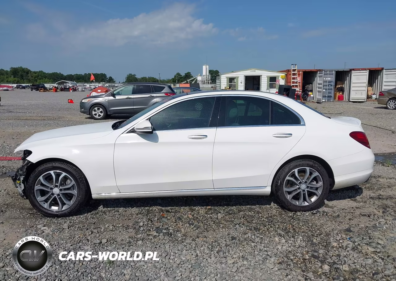 2016 Mercedes-Benz C 300 4Matic VIN:55SWF4KBXGU125774 - 14