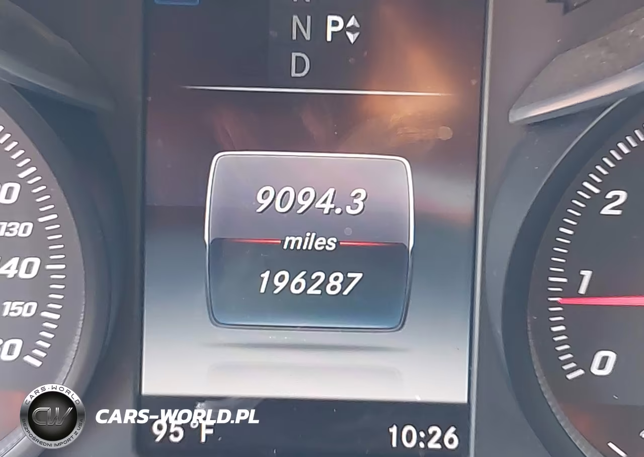 2016 Mercedes-Benz C 300 4Matic VIN:55SWF4KBXGU125774 - 15